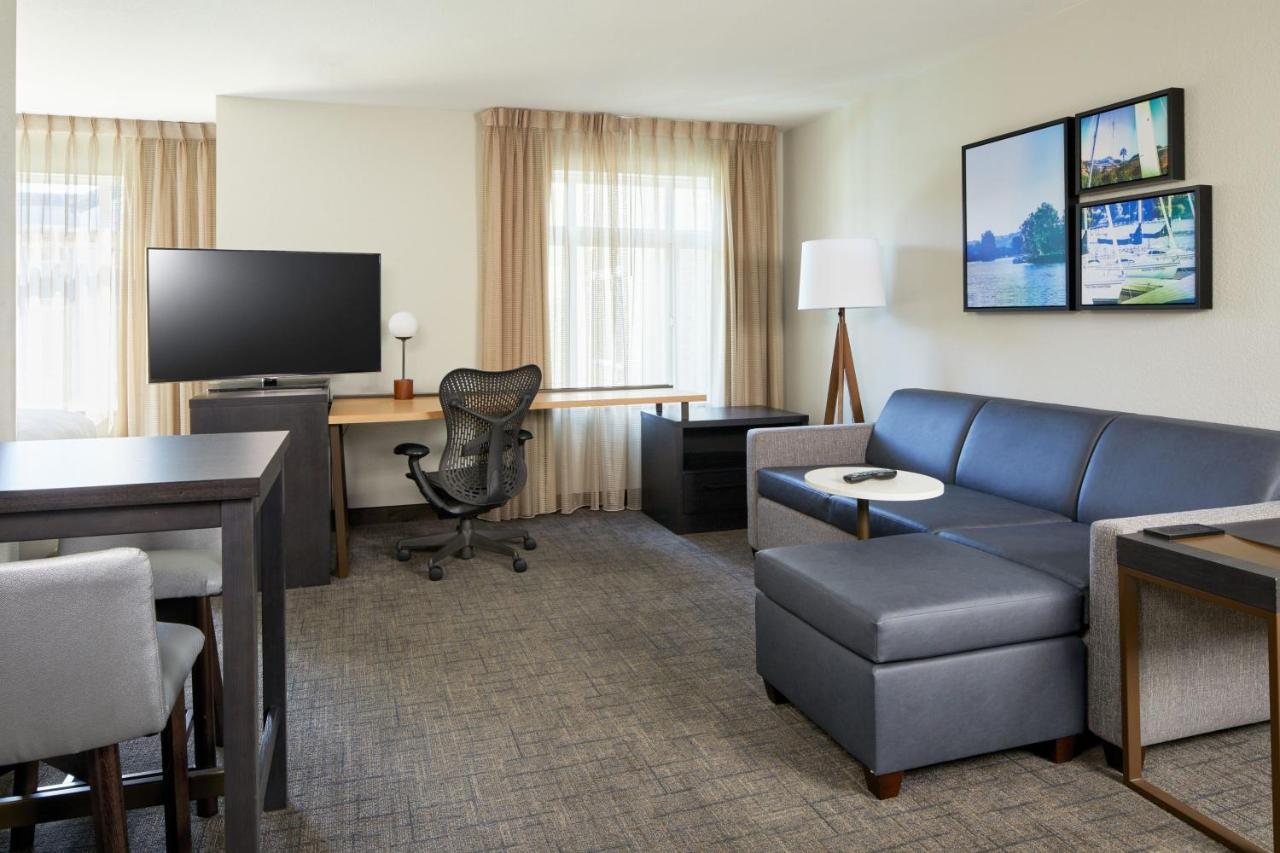 Residence Inn Los Angeles Westlake Village Bagian luar foto