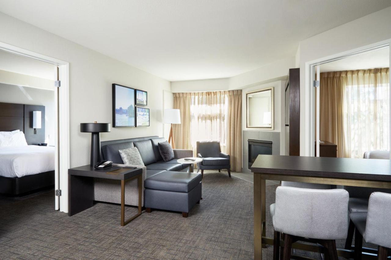 Residence Inn Los Angeles Westlake Village Bagian luar foto