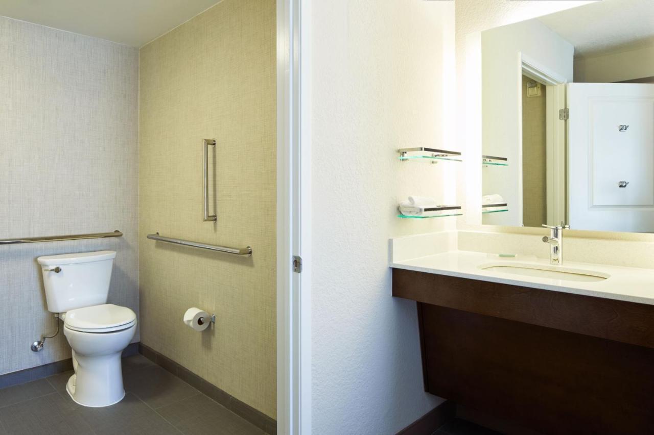 Residence Inn Los Angeles Westlake Village Bagian luar foto
